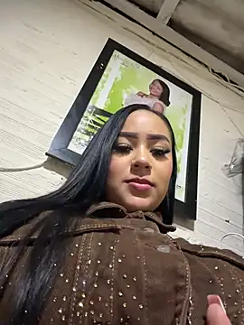 Snapshot of Luisa_Fernandaa chatting on April 2, 2026, 12:41 am Luisa Fernandaa online show from April 2, 2026, 12:41 am