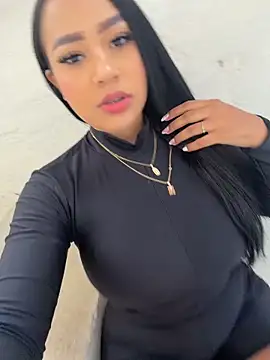 Snapshot of Luisa_Fernandaa chatting on April 12, 2026, 7:52 pm Luisa Fernandaa online show from April 12, 2026, 7:52 pm