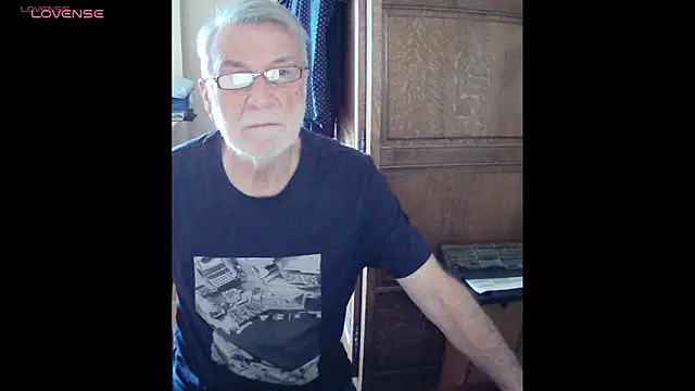 terrybare online show from April 21, 2026, 9:26 am