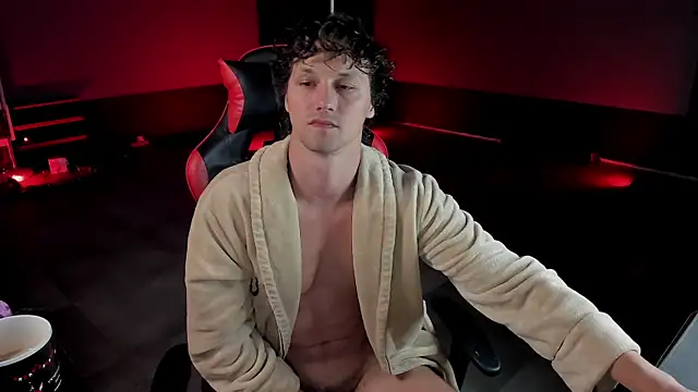 Snapshot of dirty-boss chatting on June 20, 2026, 5:38 pm dirty-boss online show from June 20, 2026, 5:38 pm