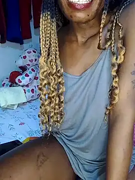 NicRaisaa online show from December 31, 2024, 4:38 am