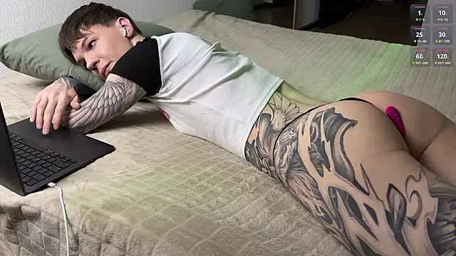 Snapshot of dnonilol chatting on February 6, 2026, 2:38 am dnonilol online show from February 6, 2026, 2:38 am