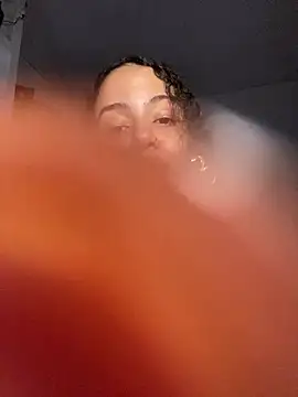 Snapshot of demonaughtyyy chatting on February 25, 2026, 3:27 am demonaughtyyy online show from February 25, 2026, 3:27 am