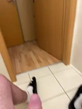 Cozqhh online show from December 17, 2025, 2:12 pm