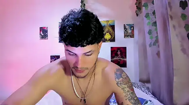 Nekoboy01 online show from December 28, 2024, 12:57 am