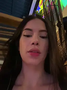 Im Valentina online show from February 18, 2025, 12:15 am