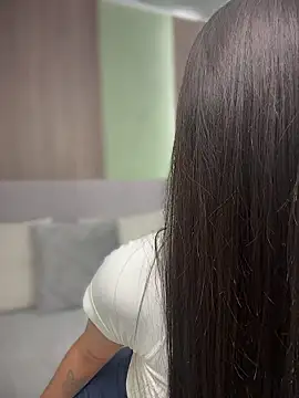 Im Valentina online show from June 25, 2026, 10:58 pm