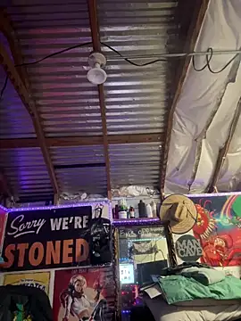 CloudDadddyyy420 online show from February 16, 2025, 5:59 pm