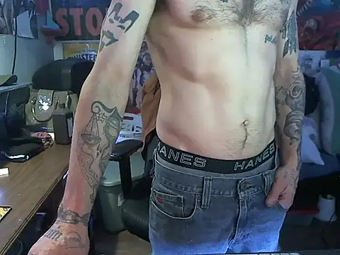 CloudDadddyyy420 online show from March 19, 2025, 7:29 am