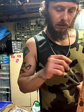 CloudDadddyyy420 online show from October 19, 2025, 12:22 am