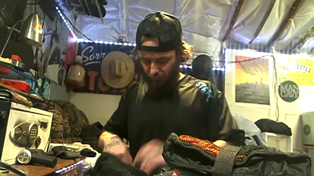 CloudDadddyyy420 online show from October 29, 2025, 2:19 pm