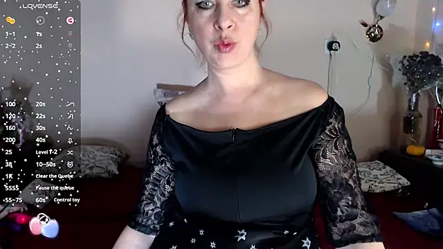 Snapshot of VanezaSmith chatting on February 26, 2025, 12:16 am VanezaSmith online show from February 26, 2025, 12:16 am