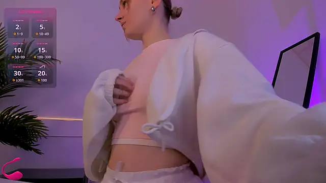 Jess Anders  online show from November 25, 2025, 8:03 am