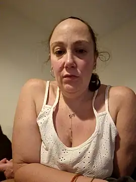 Wisie Cutie online show from December 1, 2025, 10:59 pm