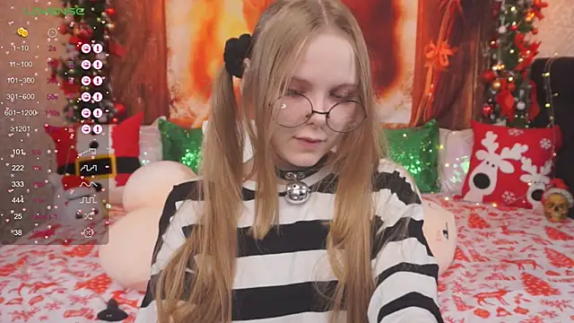 Snapshot of minx_g1rl chatting on December 7, 2024, 6:21 am minx g1rl online show from December 7, 2024, 6:21 am