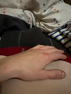 Snapshot of kamel455 chatting on December 15, 2024, 9:03 am kamel455 online show from December 15, 2024, 9:03 am