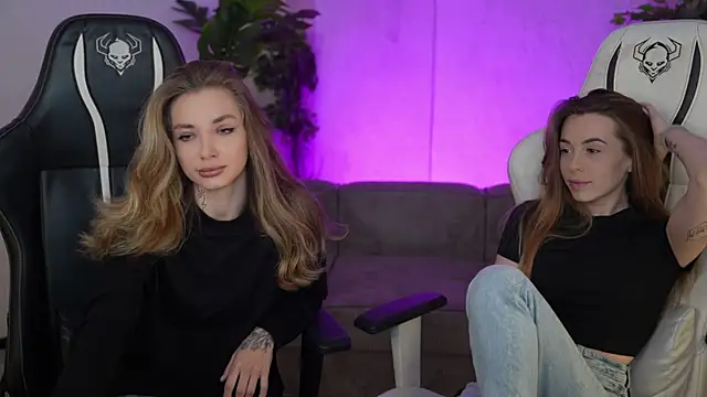 Snapshot of Kisasolo chatting on October 4, 2025, 6:39 pm Kisasolo online show from October 4, 2025, 6:39 pm