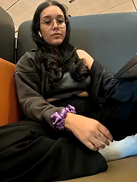 Annya-sweet online show from November 7, 2025, 2:39 pm