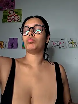 Annya-sweet online show from March 27, 2026, 6:07 pm