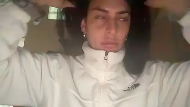 Snapshot of GGmoon81 chatting on January 14, 2025, 8:59 pm GGmoon81 online show from January 14, 2025, 8:59 pm