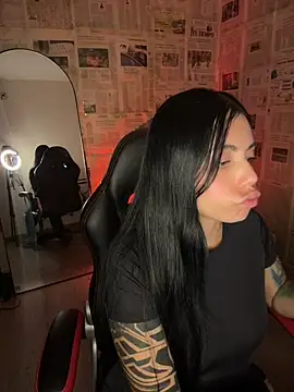 i am nina  online show from June 30, 2026, 1:28 am