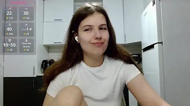 Snapshot of SayMeow_ chatting on May 12, 2026, 8:39 pm SayMeow online show from May 12, 2026, 8:39 pm