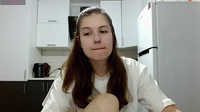 Snapshot of SayMeow_ chatting on June 6, 2026, 1:32 am SayMeow online show from June 6, 2026, 1:32 am