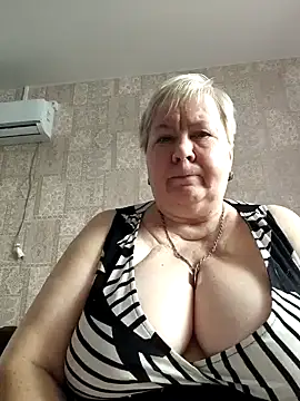 EffectFiona online show from January 29, 2025, 10:58 am