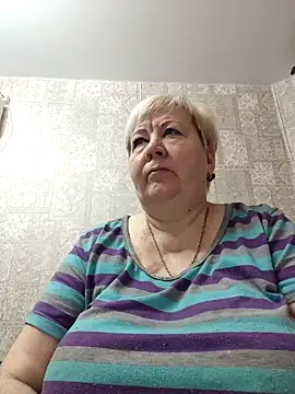 EffectFiona online show from February 15, 2025, 12:04 am