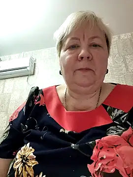 EffectFiona online show from February 23, 2025, 1:57 am