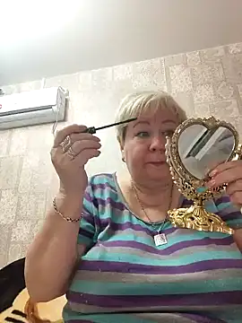 EffectFiona online show from March 4, 2025, 11:22 pm