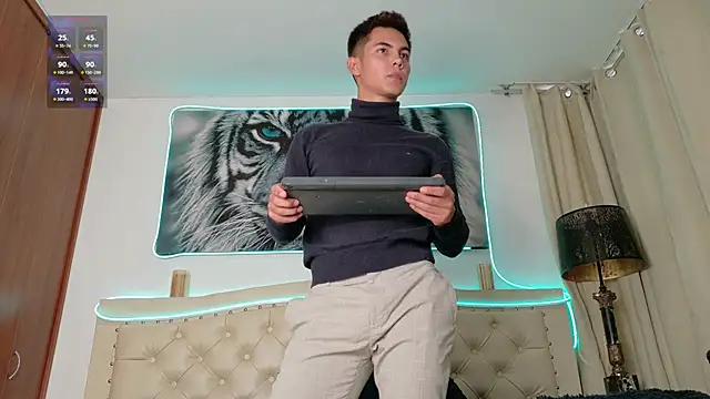 Adams ricci online show from March 7, 2025, 10:21 pm