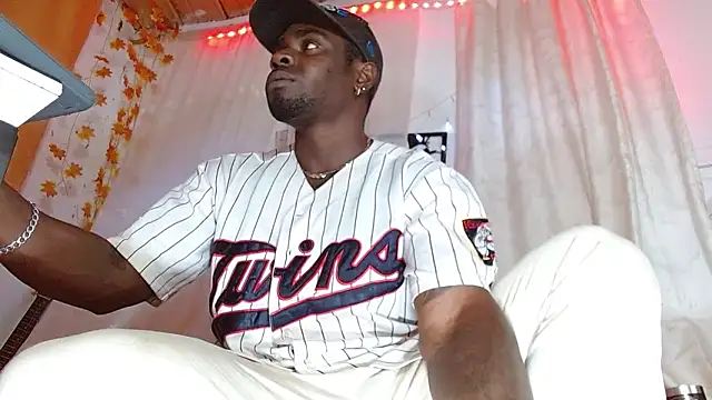 angel bonbom online show from December 2, 2025, 7:25 am