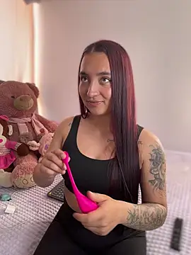  Tammyy online show from February 9, 2026, 2:21 pm