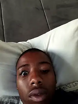 BLACK BOTTOM03 online show from January 7, 2026, 4:04 am