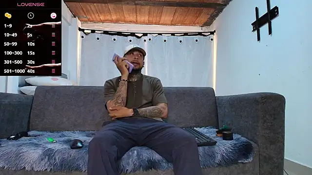 doglass costa online show from November 18, 2025, 8:02 pm