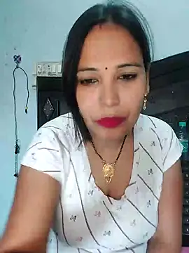 Snapshot of Poojabhabi101 chatting on December 3, 2024, 6:04 am Poojabhabi101 online show from December 3, 2024, 6:04 am