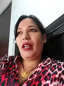 Snapshot of Poojabhabi101 chatting on December 16, 2024, 6:21 am Poojabhabi101 online show from December 16, 2024, 6:21 am