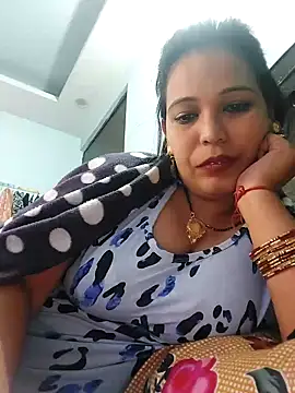 Snapshot of Poojabhabi101 chatting on December 23, 2024, 4:50 pm Poojabhabi101 online show from December 23, 2024, 4:50 pm