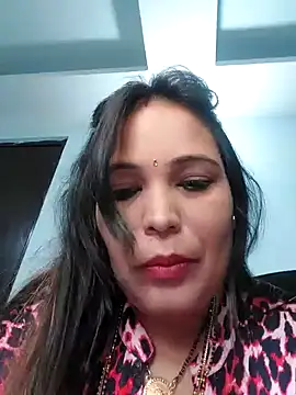 Snapshot of Poojabhabi101 chatting on December 25, 2024, 6:41 am Poojabhabi101 online show from December 25, 2024, 6:41 am