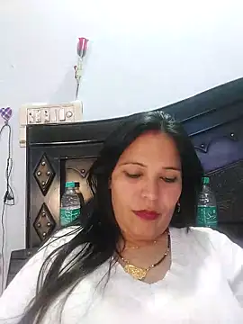 Snapshot of Poojabhabi101 chatting on February 20, 2025, 12:04 pm Poojabhabi101 online show from February 20, 2025, 12:04 pm