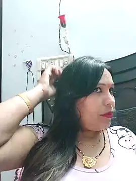 Snapshot of Poojabhabi101 chatting on February 25, 2025, 9:31 am Poojabhabi101 online show from February 25, 2025, 9:31 am