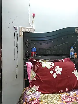 Snapshot of Poojabhabi101 chatting on March 9, 2025, 5:33 am Poojabhabi101 online show from March 9, 2025, 5:33 am