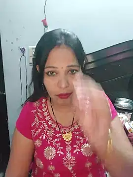 Snapshot of Poojabhabi101 chatting on March 23, 2025, 5:43 am Poojabhabi101 online show from March 23, 2025, 5:43 am