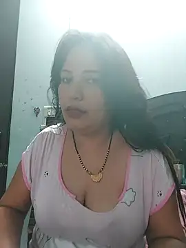 Snapshot of Poojabhabi101 chatting on September 11, 2025, 5:51 am Poojabhabi101 online show from September 11, 2025, 5:51 am