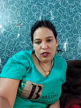 Snapshot of Poojabhabi101 chatting on September 11, 2025, 5:57 pm Poojabhabi101 online show from September 11, 2025, 5:57 pm