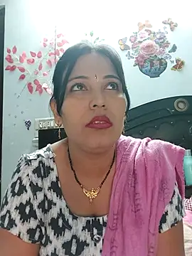 Poojabhabi101 online show from November 18, 2025, 5:56 am