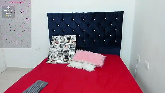 Snapshot of Alessia_kaun chatting on October 23, 2025, 9:35 pm Alessia kaun online show from October 23, 2025, 9:35 pm