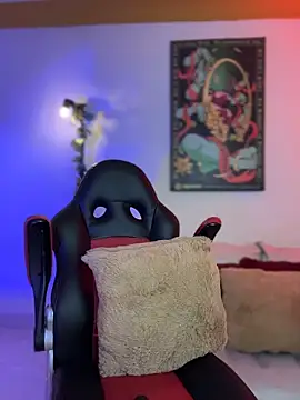 ZahaRoseee online show from April 7, 2026, 3:07 am