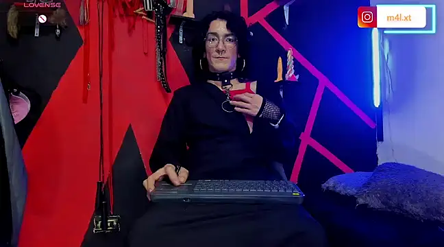 mal x online show from March 5, 2025, 2:25 am